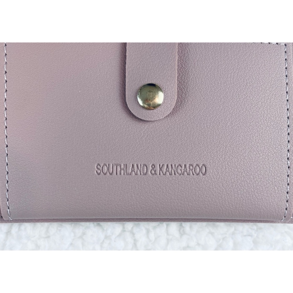 (NWOT) SOUTHLAND & KANGAROO • Dusty Lavender Vegan Leather Mini Wallet - Picture 4 of 10